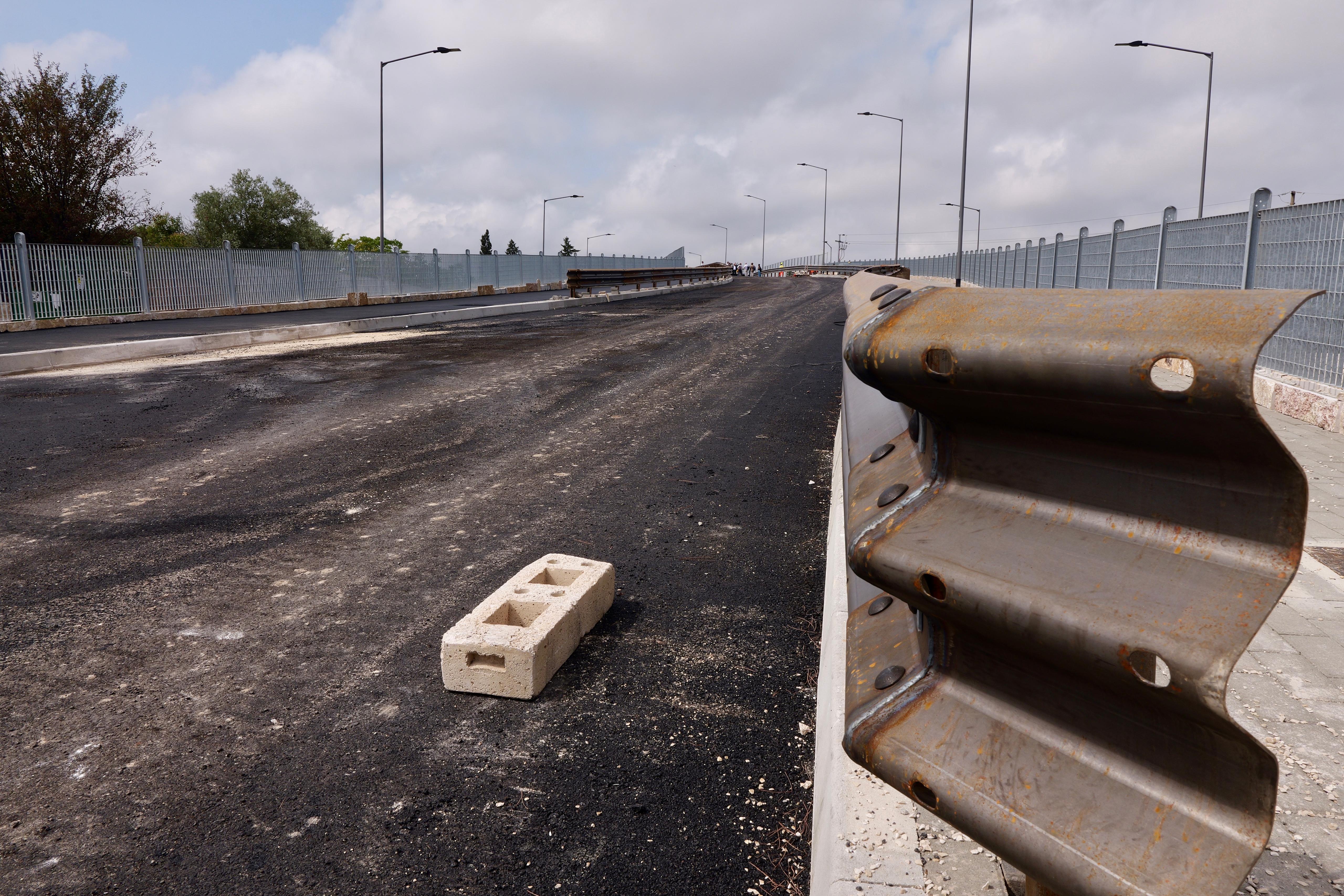 Galleria Mobilità, sopralluogo al cantiere del sovrappasso di Santa Caterina: a settembre Bari eliminerà l'ultimo passaggio a livello delle Ferrovie Appulo Lucane - Diapositiva 1 di 12