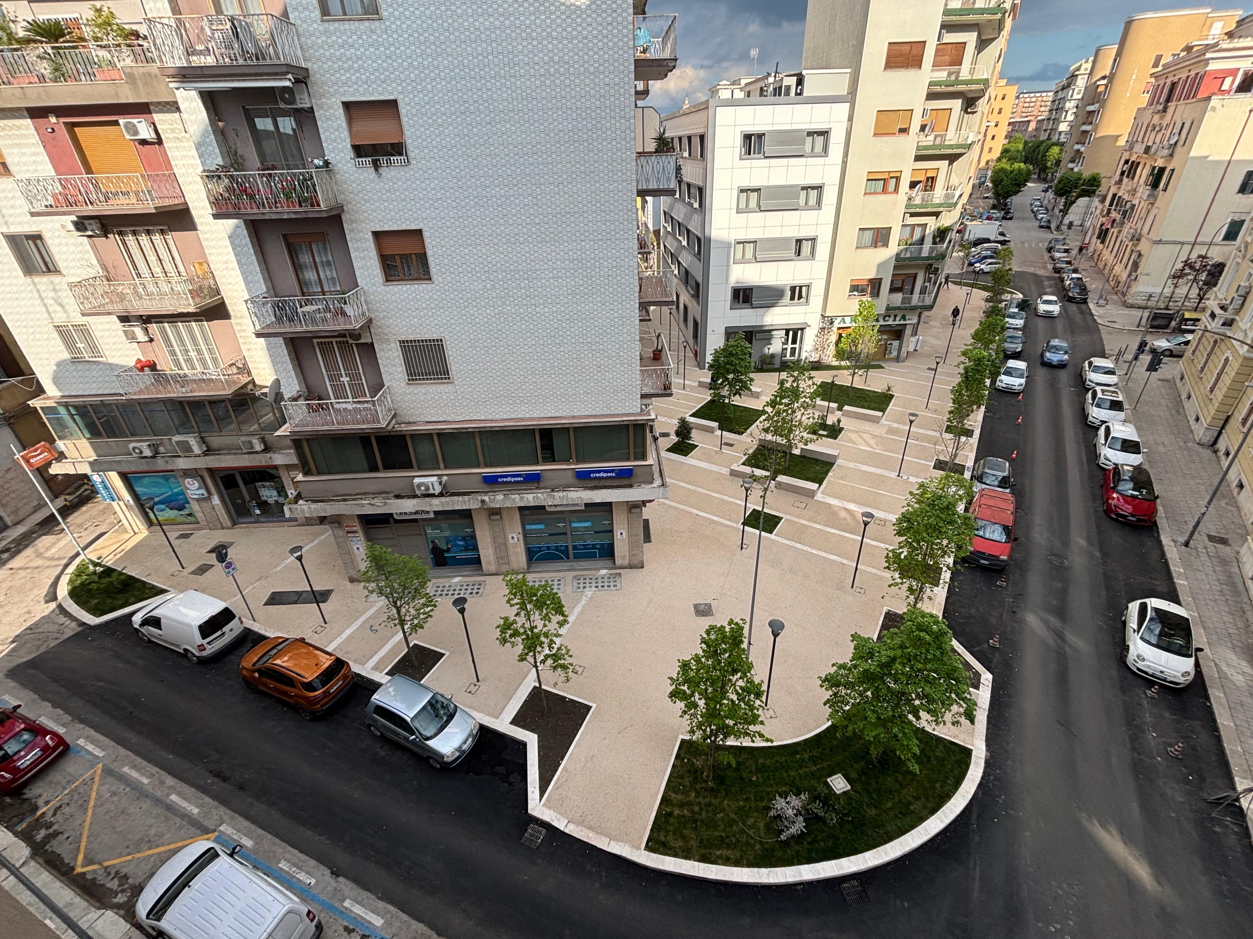 Galleria Foggia, da piazza Caduti sul Lavoro alle nuove piazze: prosegue l’investimento regionale sulla rigenerazione urbana - Diapositiva 4 di 4
