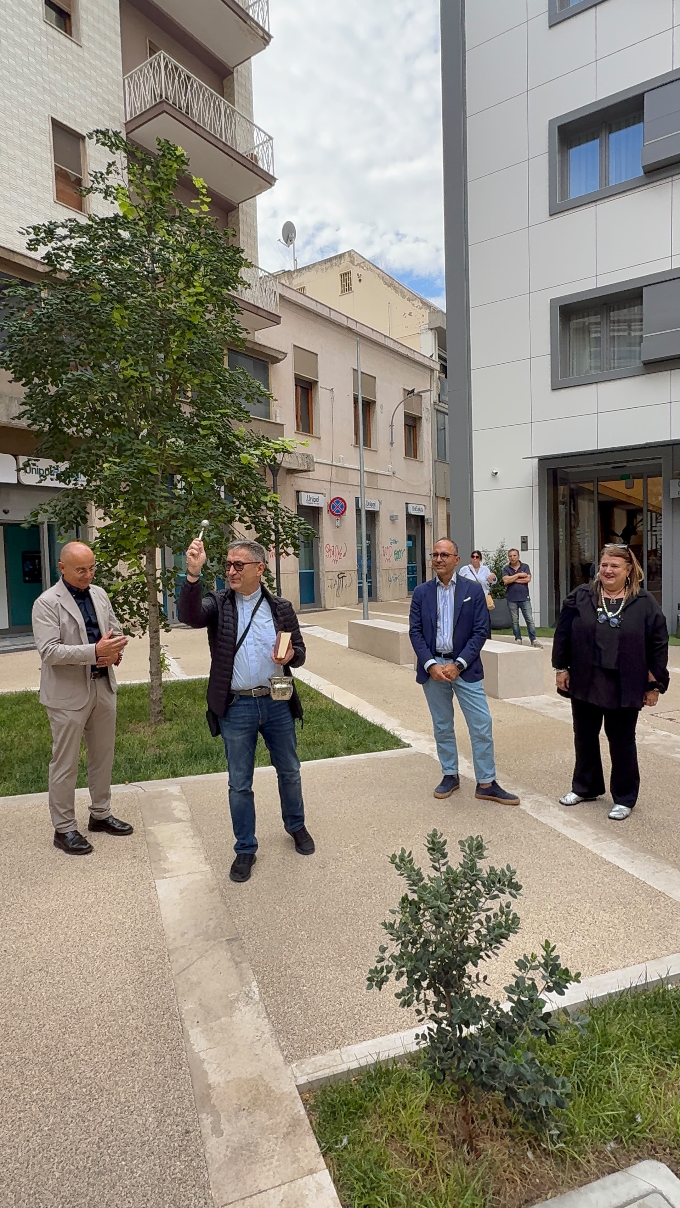 Galleria Foggia, da piazza Caduti sul Lavoro alle nuove piazze: prosegue l’investimento regionale sulla rigenerazione urbana - Diapositiva 2 di 4