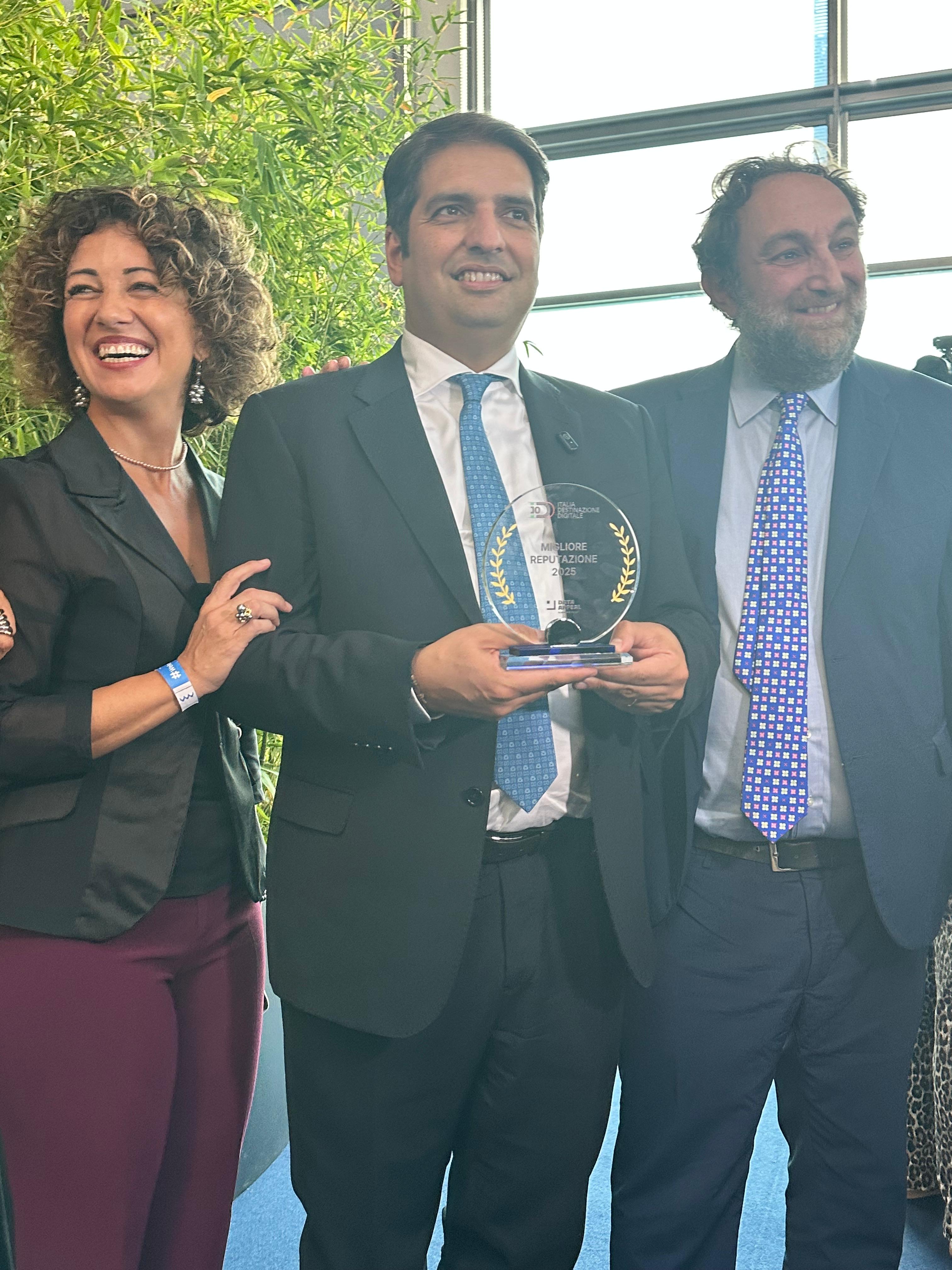 Galleria Alla Puglia premio Data Appeal “Migliore Reputazione” per soddisfazione e popolarità - Diapositiva 4 di 4