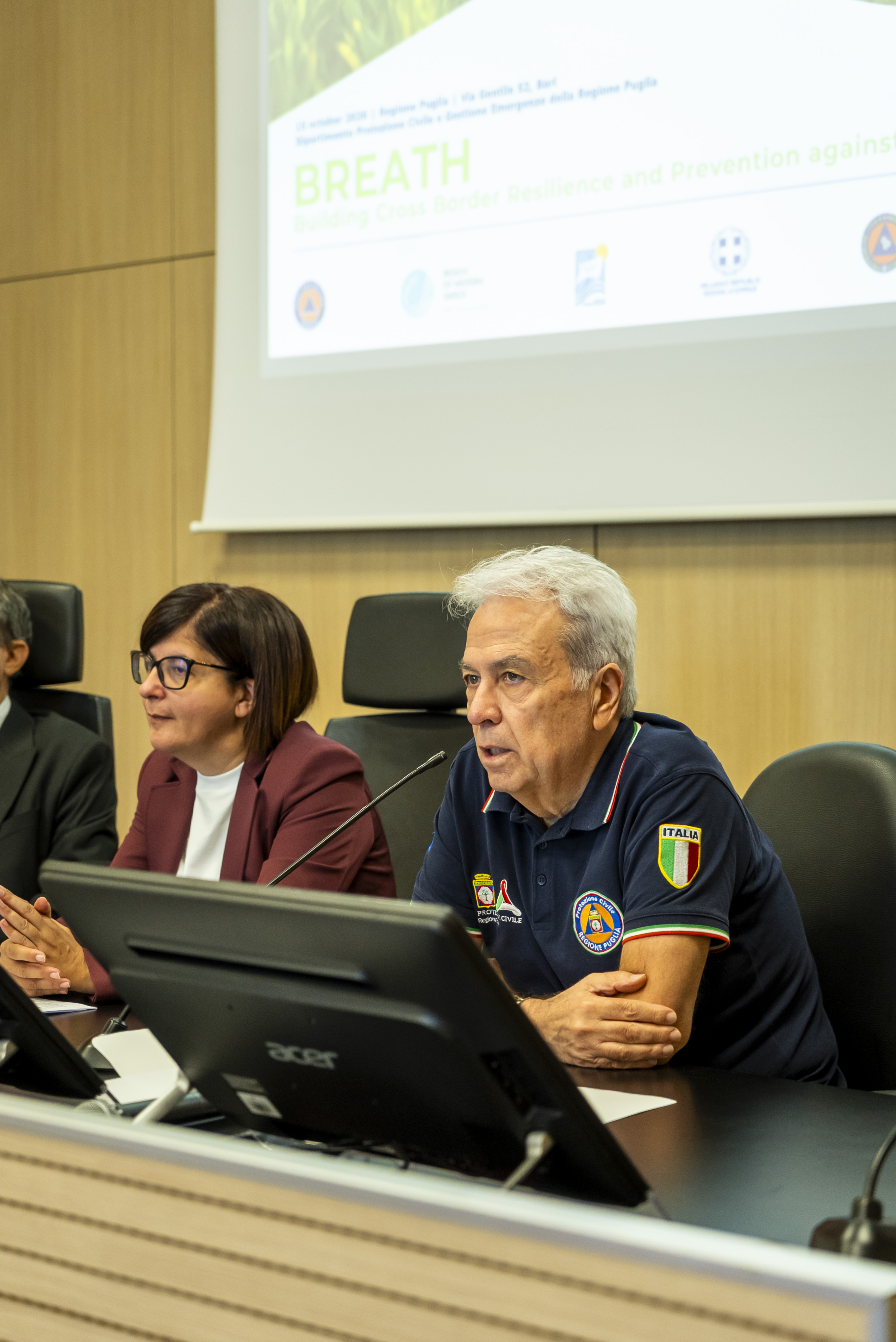 Galleria Presentato a Bari il progetto strategico BREATH: Grecia e Italia rafforzano la cooperazione transfrontaliera per la prevenzione dei rischi naturali, la protezione civile e la resilienza delle comunità - Diapositiva 5 di 7